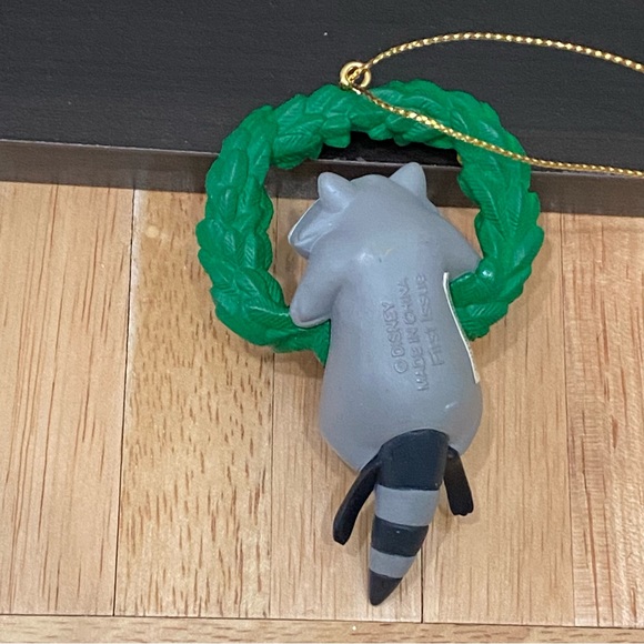 Vintage Disney MEEKO Pocahontas Grolier Collectibles First Issue Ornament - Picture 6 of 11